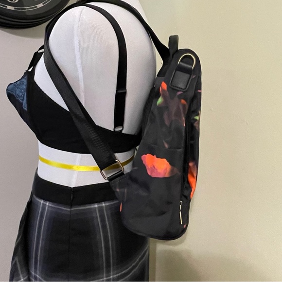 Poaba Anti Theft Oxford Backpack Convertible NWOT - Picture 6 of 15